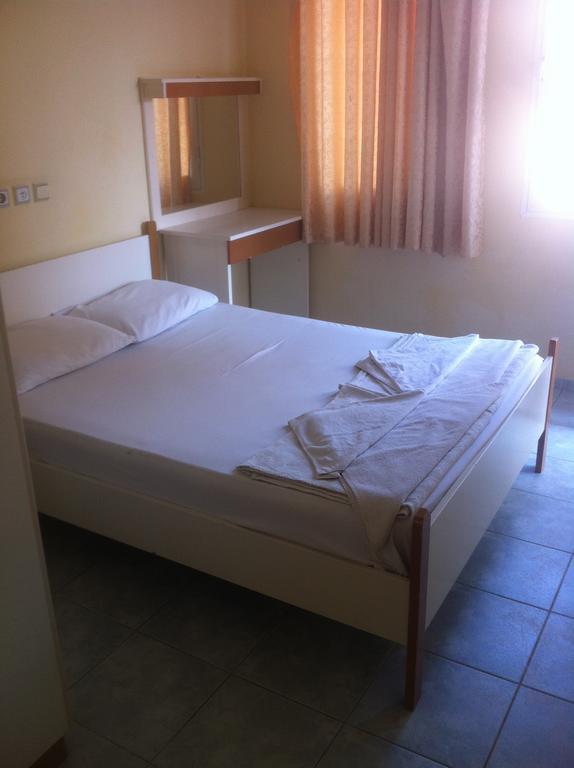 Iltur Apart Hotel Turgutreis Ruang foto