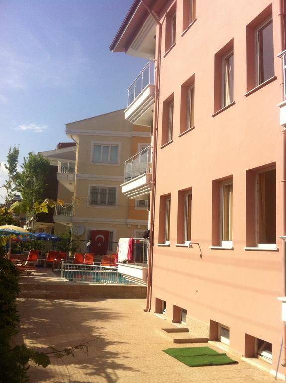 Iltur Apart Hotel Turgutreis Bagian luar foto