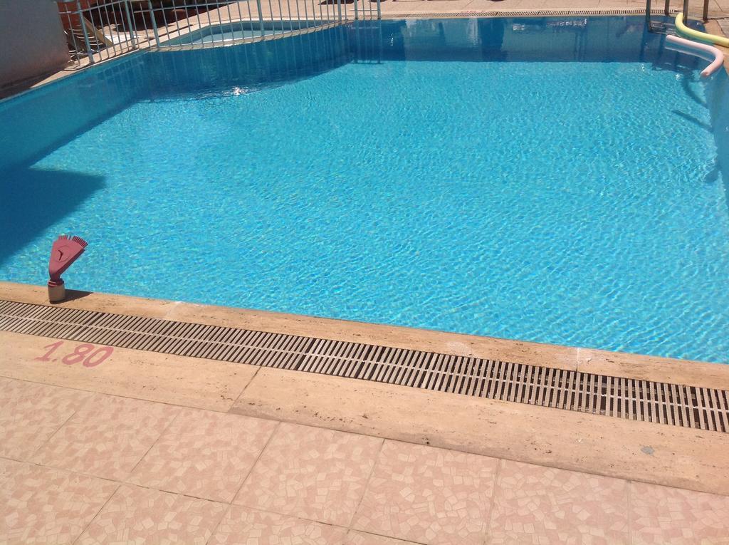 Iltur Apart Hotel Turgutreis Bagian luar foto